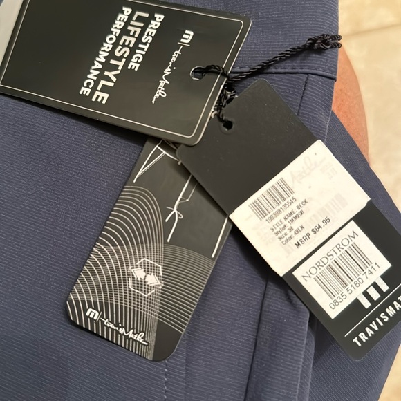 Travis Mathew prestige lifestyle performance shorts - Picture 7 of 9